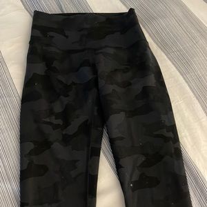 Black Camp lululemon leggings